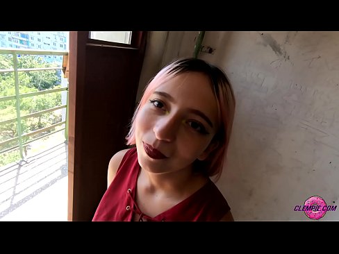 ❤️ Student Sensual xucla un desconegut a l'Outback - Cum a la cara ❤❌ Vídeo de sexe a nosaltres ☑